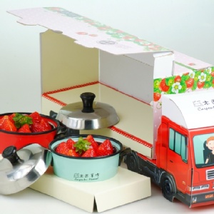 電鍋版草莓舒芙蕾&電鍋版草莓提拉米蘇[貨櫃車限定版] 特價：$600