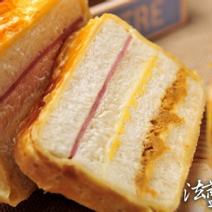 【法藍四季】家庭號-招牌起酥肉鬆三明治