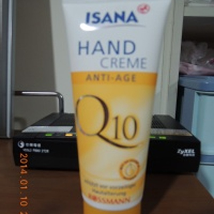 ISANA Q10 護手霜