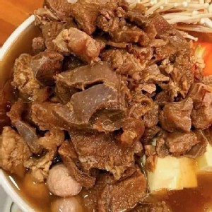 肉多多牛肉爐　　