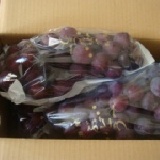 吉園圃安全葡萄--275元(含運) 每箱內有4包(含箱重)4.5台斤