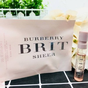 Burberry Brit Sheer 粉紅風格女性淡香水 2ML